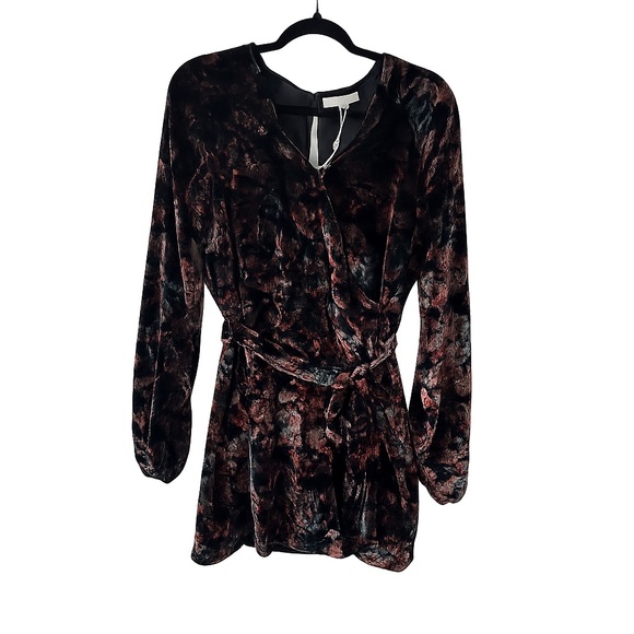 Chelsea & Violet Dresses & Skirts - Chelsea & Violet Brown Velvet Wrap Tunic Dress size Medium